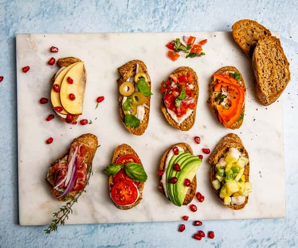 Crostini med MagerOst Skinke og digg topping