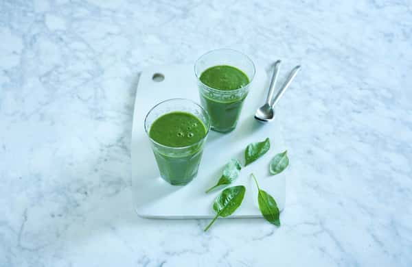 Smoothie med spinat og avokado